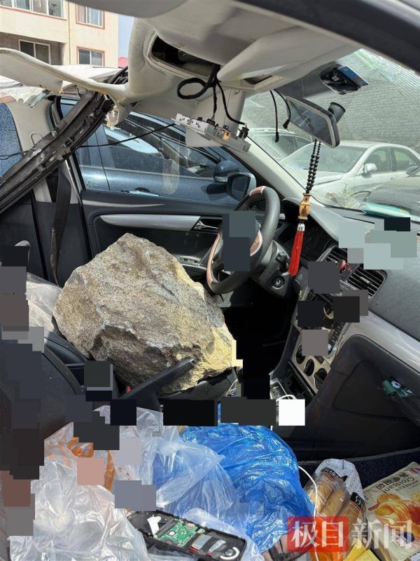 声优配音 洛阳落石砸车致司机身亡案将进行庭前调解：家属向政府索赔百万余元，遗体尚未安葬